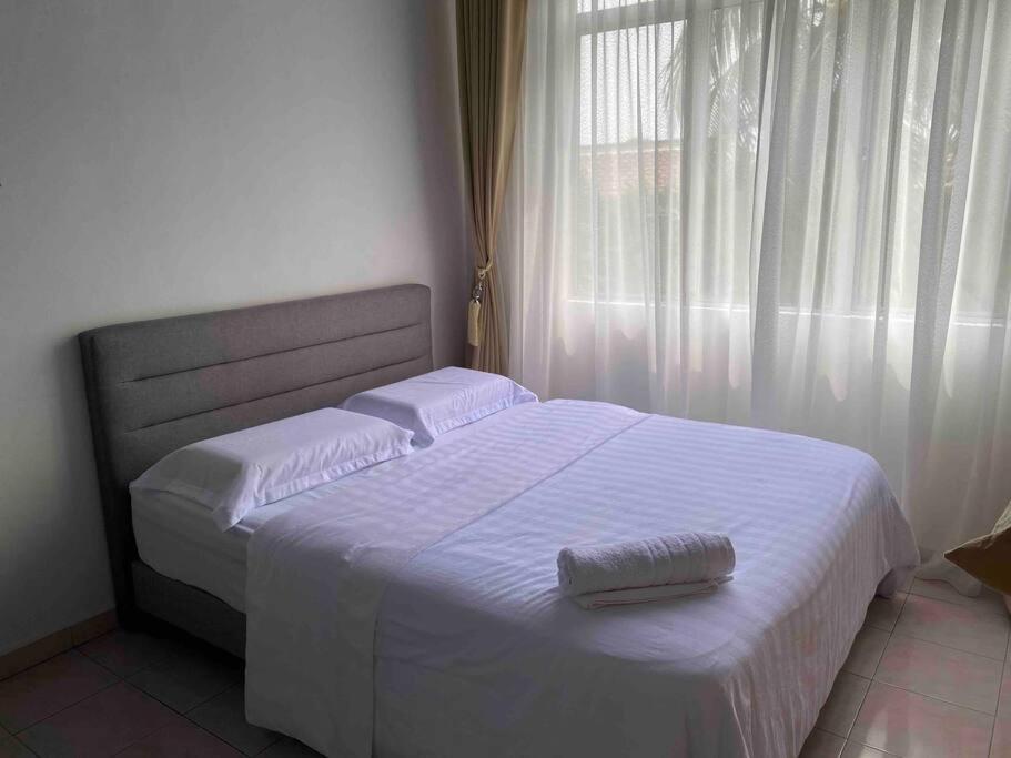 Babussalam Glory * Port Dickson